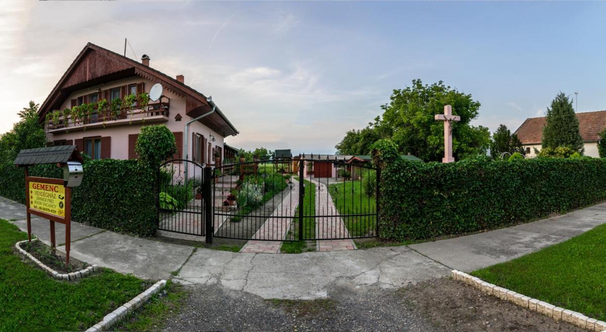 Gemenc Vendeghaz Otel Hercegszanto Dış mekan fotoğraf